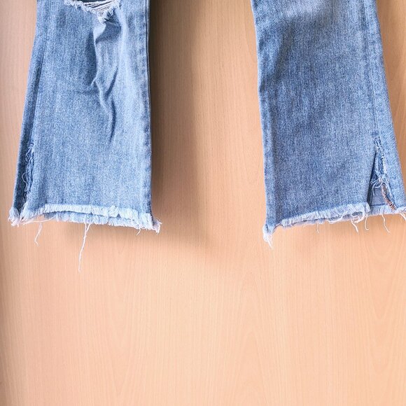 Express Perfect Stretch Denim Cropped High Rise Frayed Hem Ankle Flare Jeans 4 - Picture 4 of 14